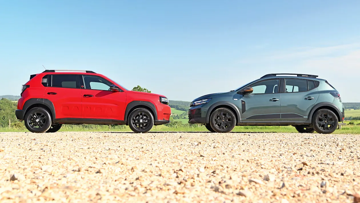Dacia Sandero Stepway и Fiat Grande Panda - снимки