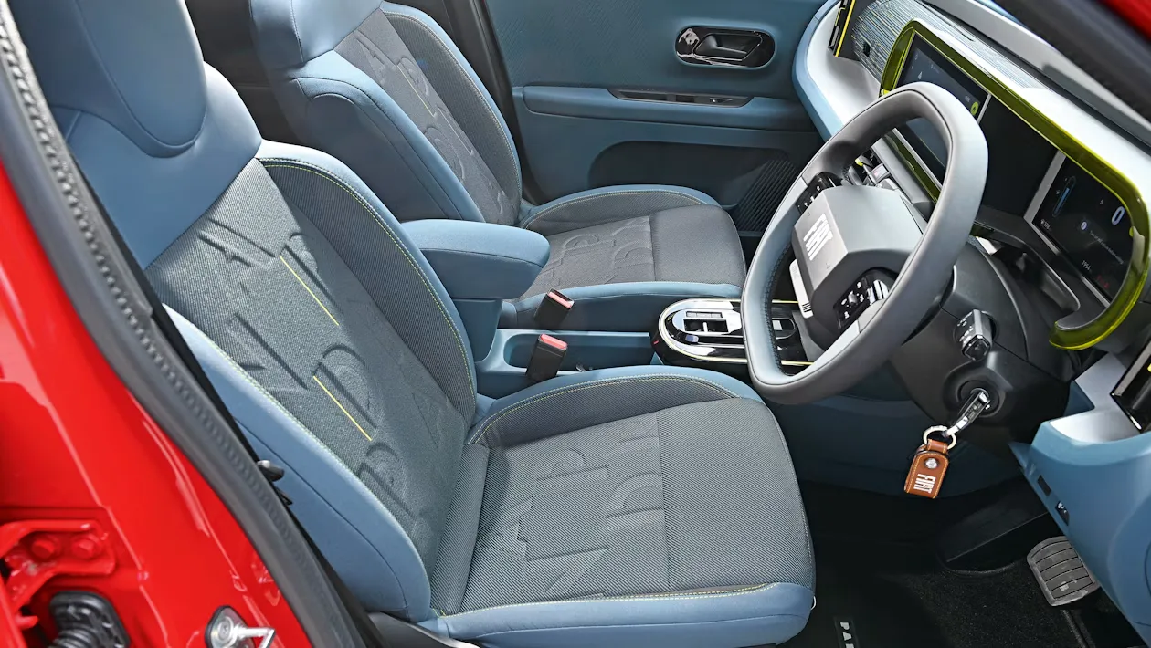 Dacia Sandero Stepway и Fiat Grande Panda - снимки