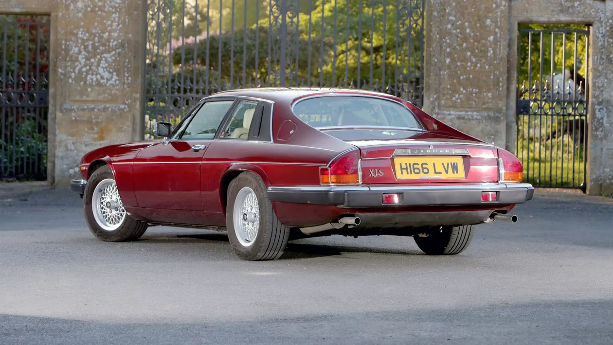 Подержанный Jaguar XJS (1975–1996) — фото