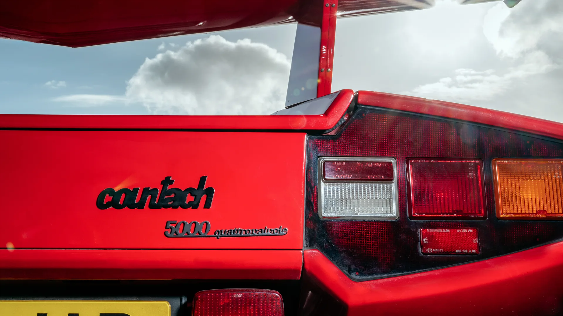 Тест на Lamborghini Countach 5000 QV: Върховният суперкар на 80-те