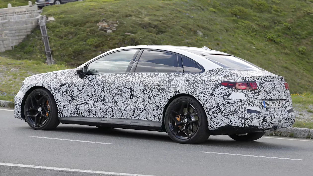 New Mercedes-AMG C 63 Electric spotted testing — first pictures