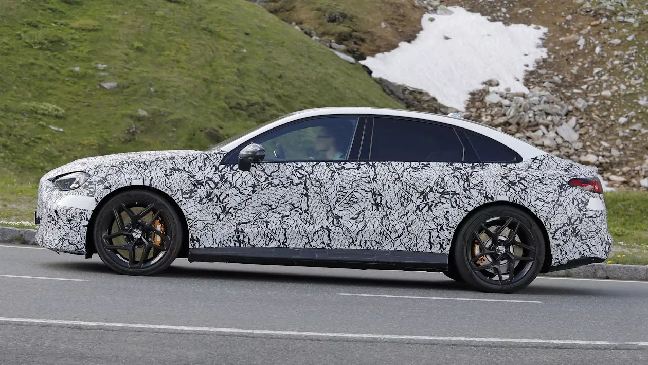 New Mercedes-AMG C 63 Electric spotted testing — first pictures