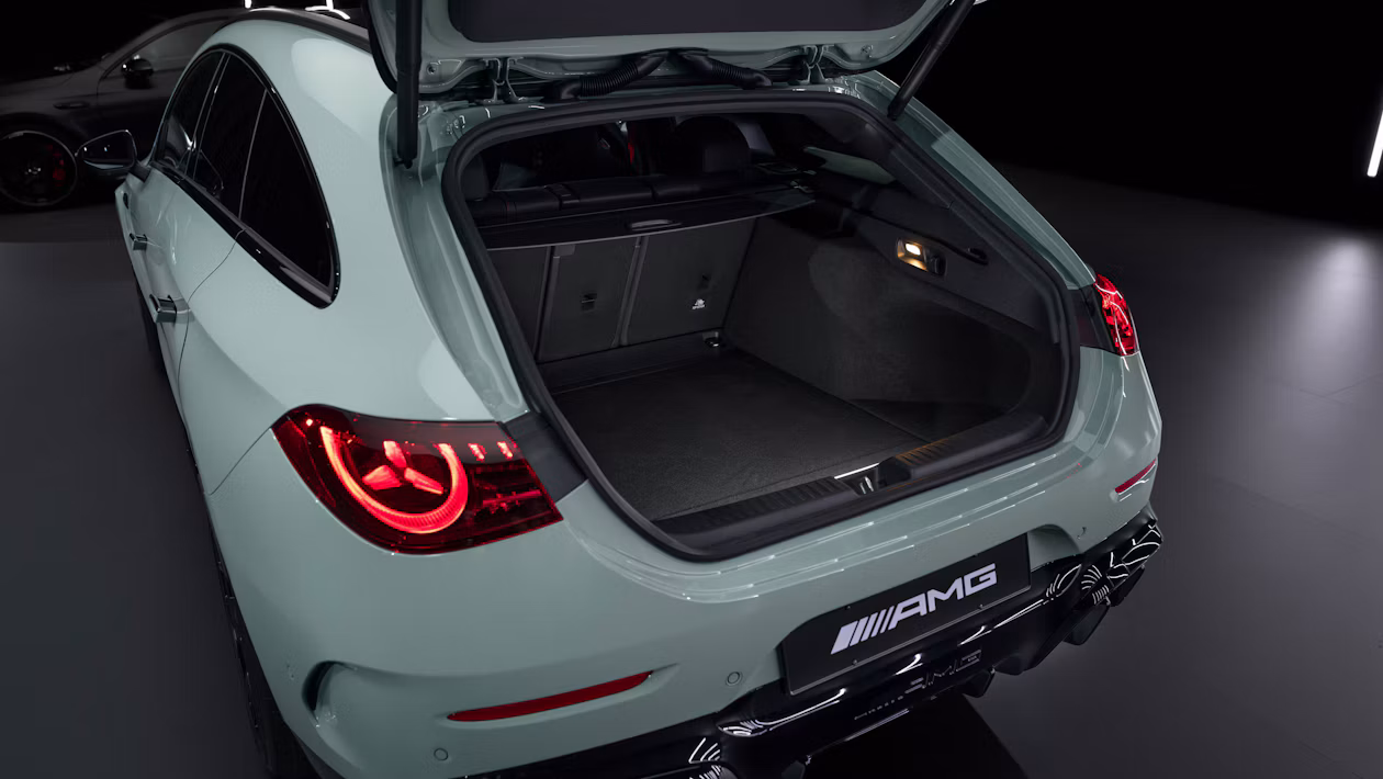 Nou Mercedes-AMG CLA 45 2026 — primele imagini
