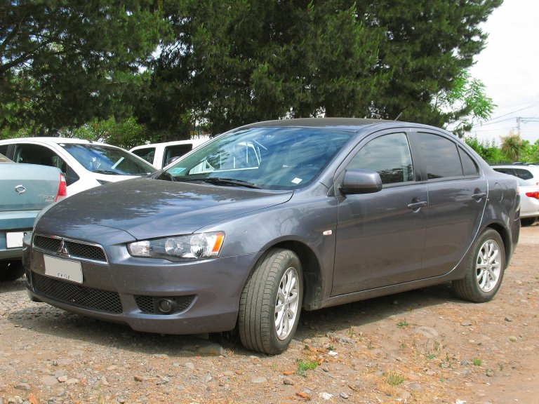 Масло в Mitsubishi Lancer X: вязкость, интервалы и расход
