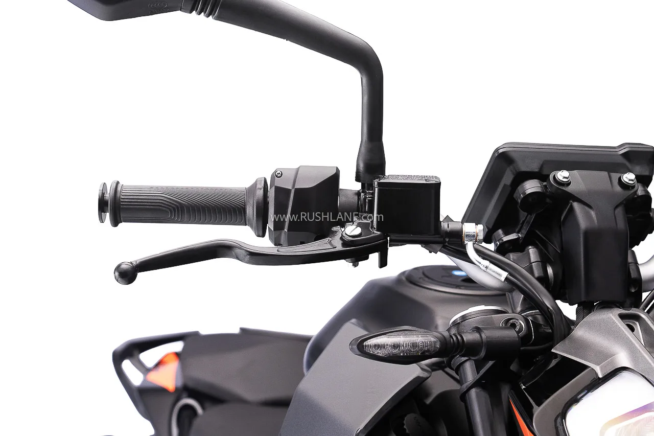 إطلاق KTM Duke 200 بسعر 2.07 مليون روبية مع ناقل سريع والتحكم في الجر