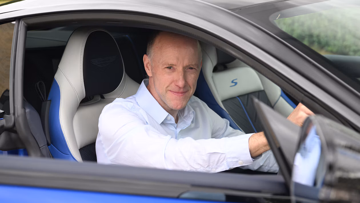 Aston Martin Розкрите майбутнє: спортивний автомобіль і позашляховик наступного покоління представлені в нових зображеннях