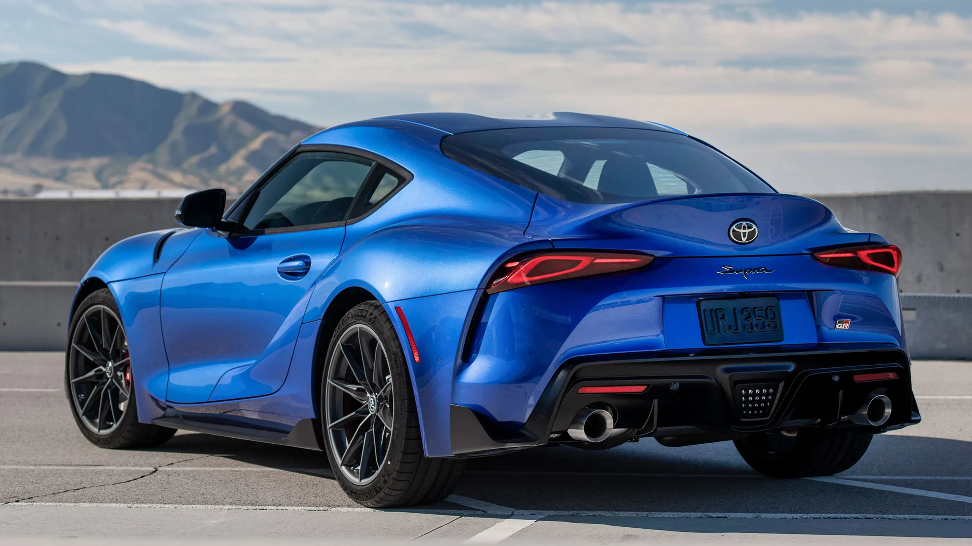 Toyota Выпуск GR Supra прекращен, а продажи выросли на 72% в этом году