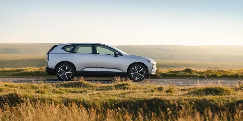 Volvo anunță un nou model electric mai accesibil pe platforma SPA3 pentru 2027