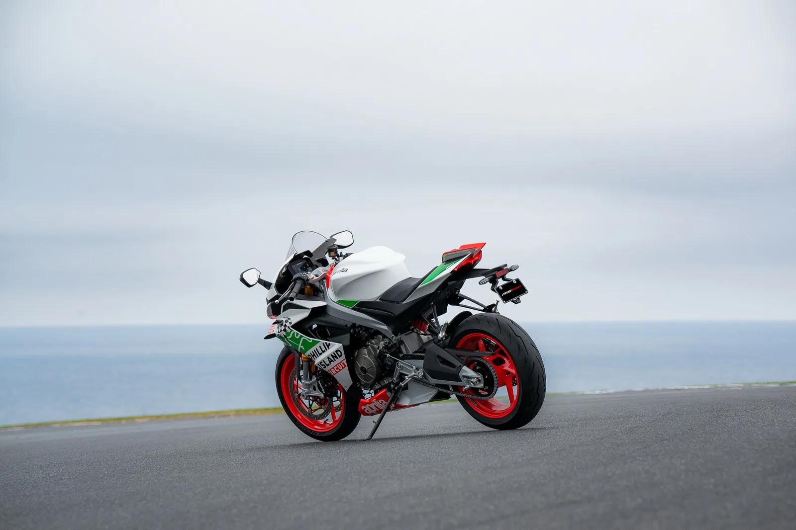 Aprilia RS 660 Phillip Island Tribute: إصدار خاص ومحدد للمسار الأيقوني