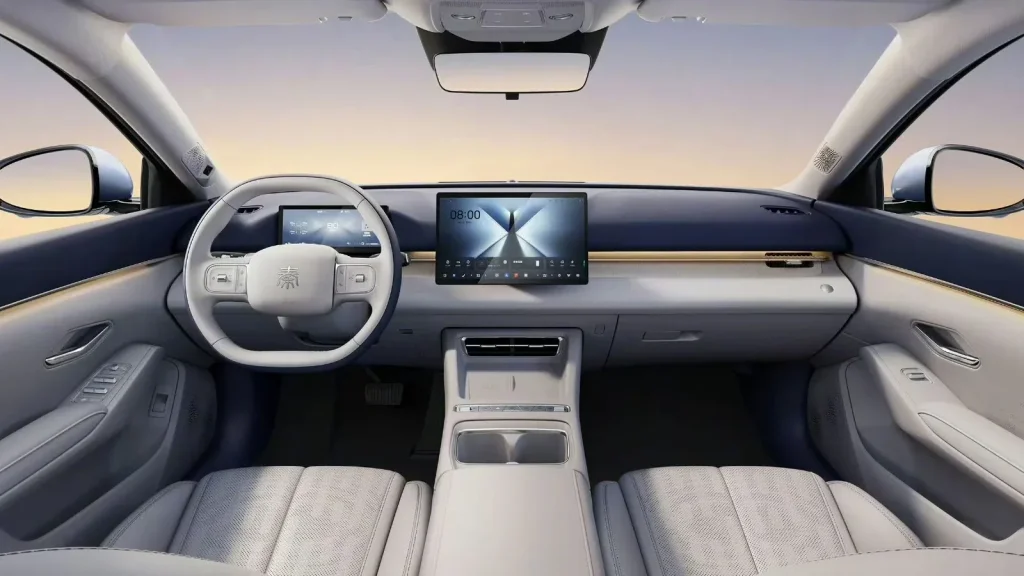 الجيل الثالث من BYD Qin Plus DM-i ينطلق في الصين بنطاق قيادة كهربائي يبلغ 220 كم وتقنيات ذكية