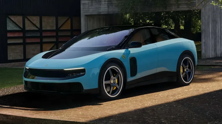 Перший електромобіль Ferrari, Luce, розпродали в Китаї ще до офіційного запуску