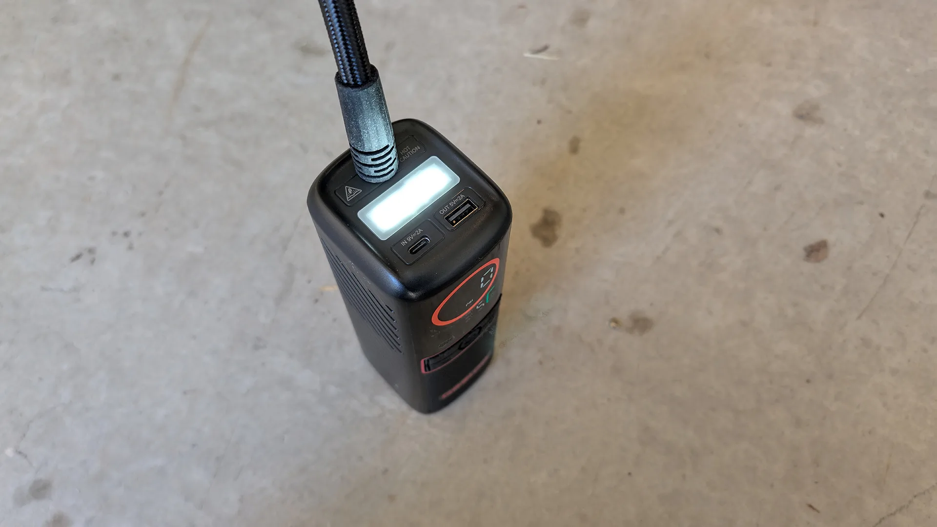 مراجعة منفاخ الإطارات المحمول GooLoo GT160