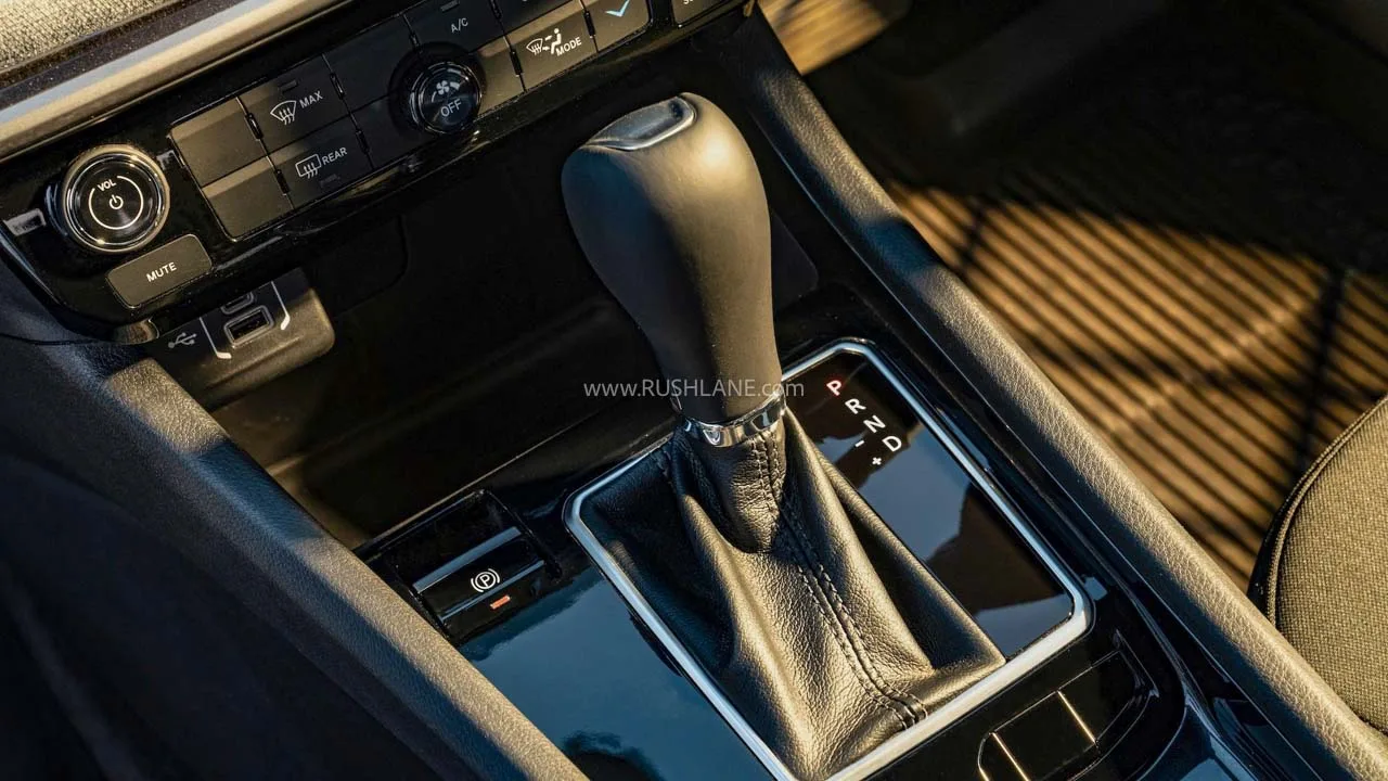 إطلاق جيب كومباس Sport AT في الهند بسعر يبدأ من 21.99 لاهك مع ناقل حركةٔ من 9 سرعات