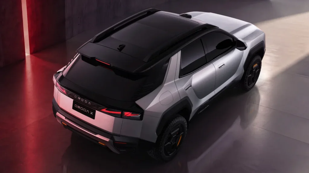Chery Omoda X: SUV compact cu design futurist, versiuni EV și sistem de vedere nocturnă cu infraroșu