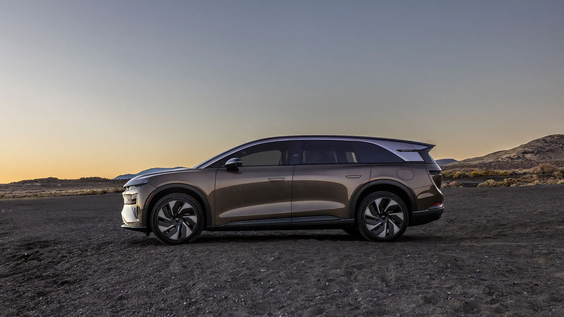 Lucid lansează Gravity Touring pentru a-și extinde gama de EV-uri cu treizeci de locuri