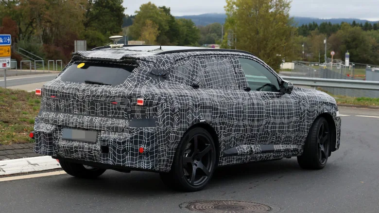 Cazado el BMW X5 M de próxima generación con variantes eléctrica y V8