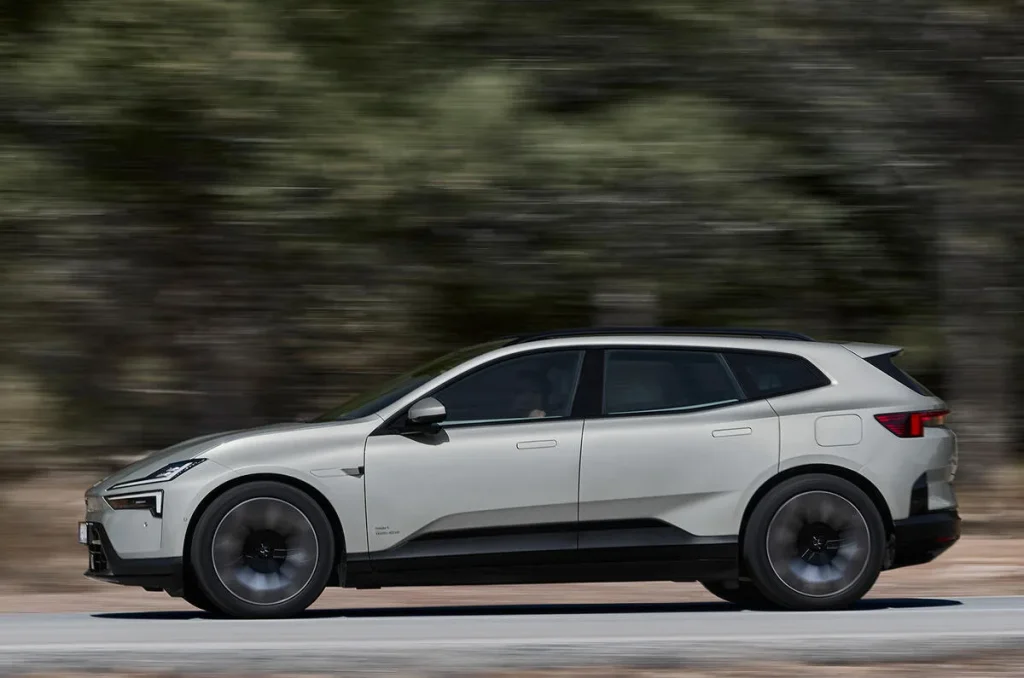 Тест-драйв кроссовера Polestar 4: дешевле и просторнее купе, но сможет ли он объехать BMW?