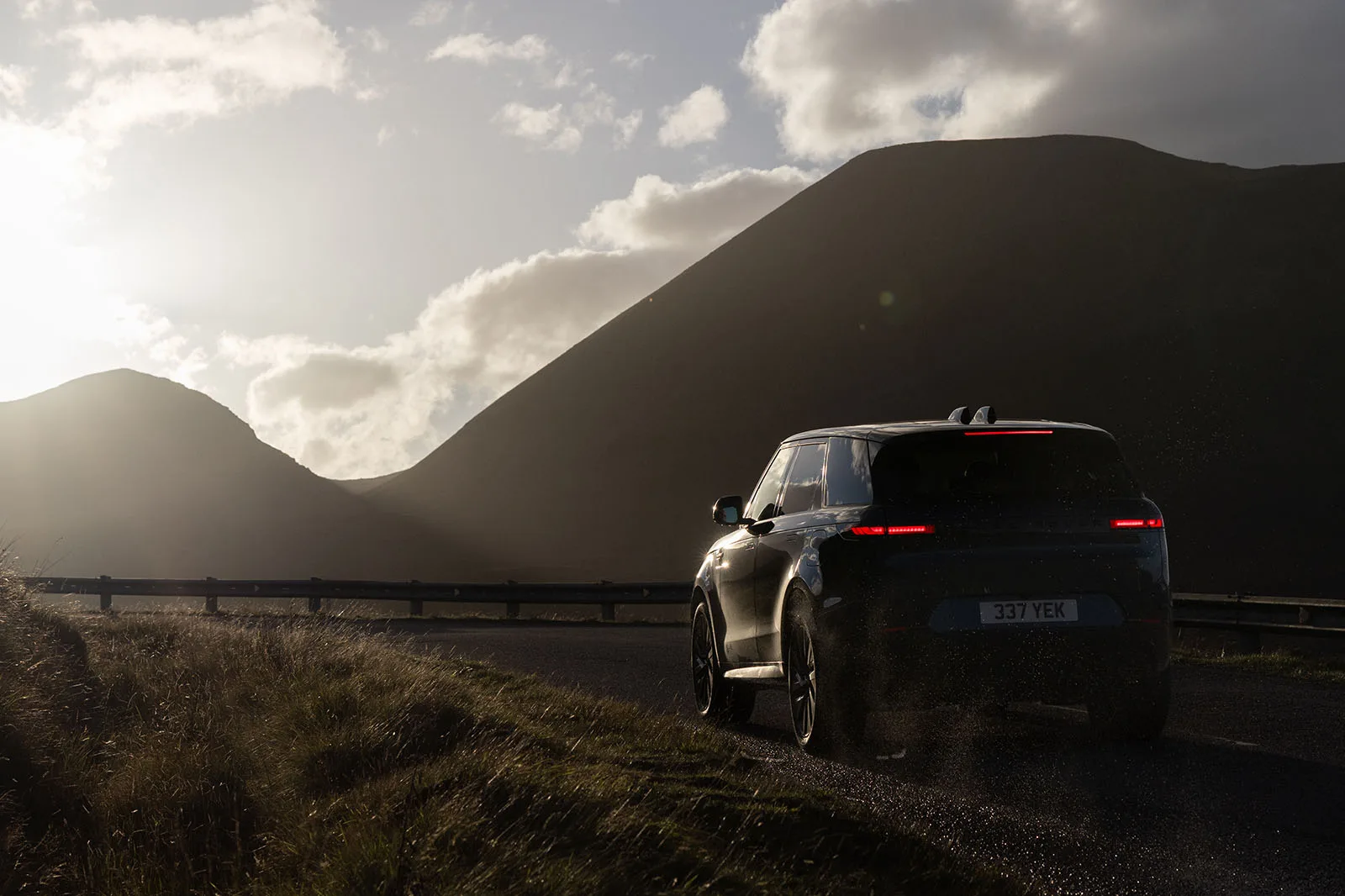 Range Rover Sport Electric: Истински пробив при електрическите SUV