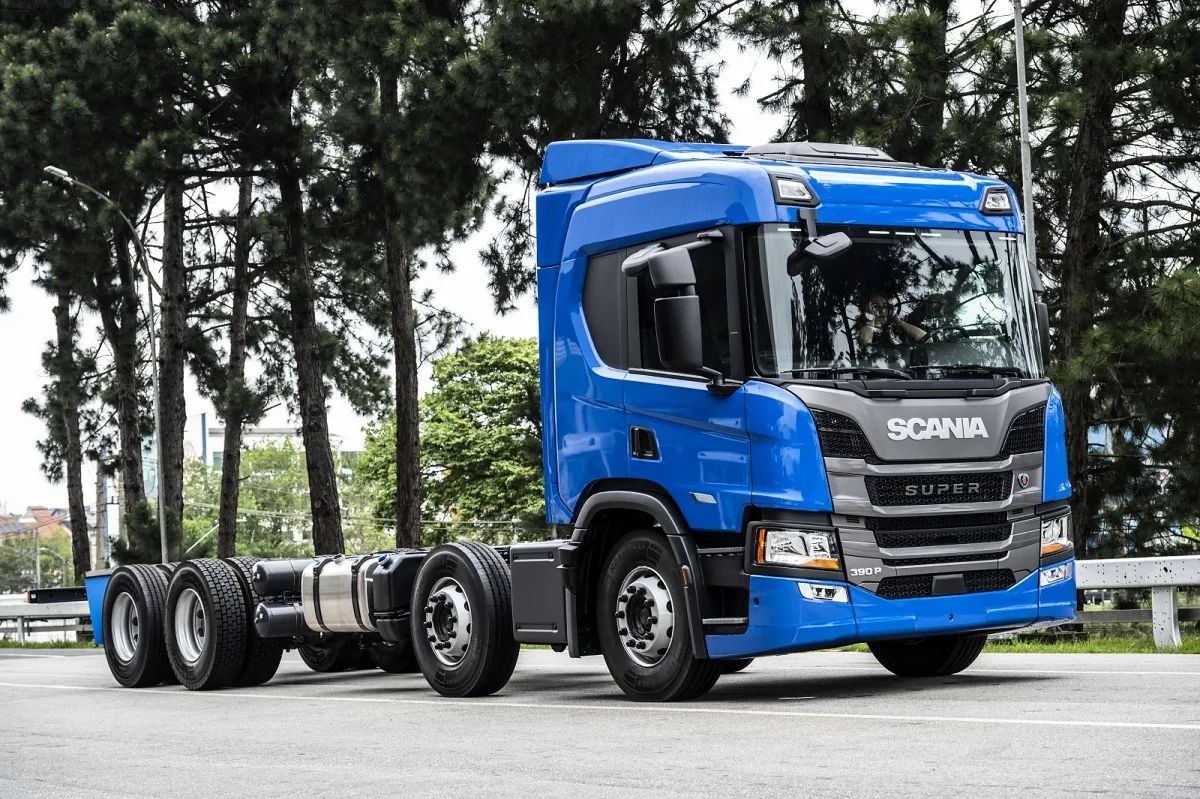 Scania випускає 11-літрові вантажівки Super потужністю до 430 к.с. та корисним об'ємом бака 97%